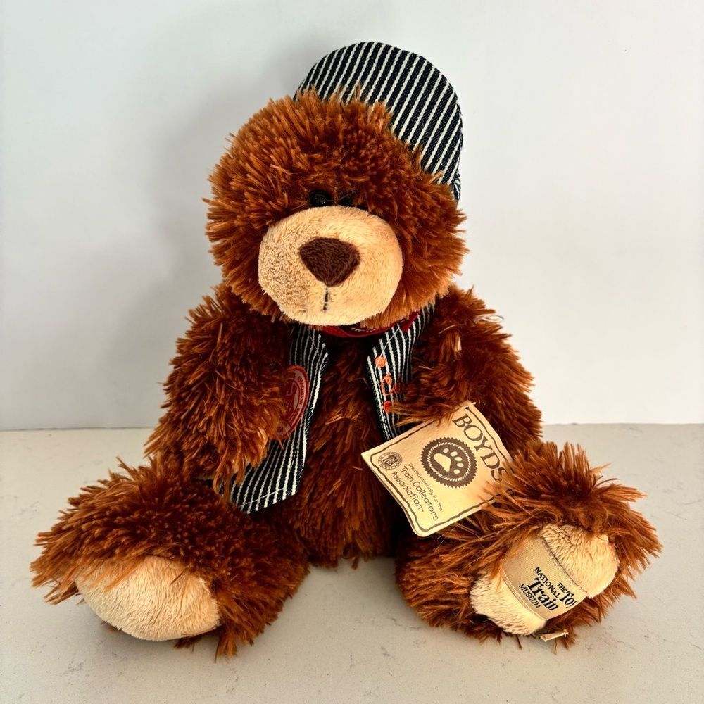 Vintage Boyd’s Bears Train Conductor Teddy National Toy Train Museum Collectible